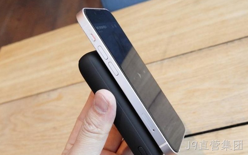 J9直营集团650V GaN HEMT器件完成可靠性验证 瞄准高频快充与数据中心